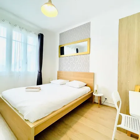 Appartement F2 Golden Lounge, Hyper Centre, Parking *