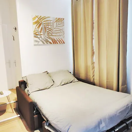 Appartement F2 Golden Lounge, Hyper Centre, Parking Nantes