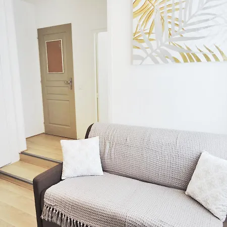 F2 Golden Lounge, Hyper Centre, Parking * Nantes