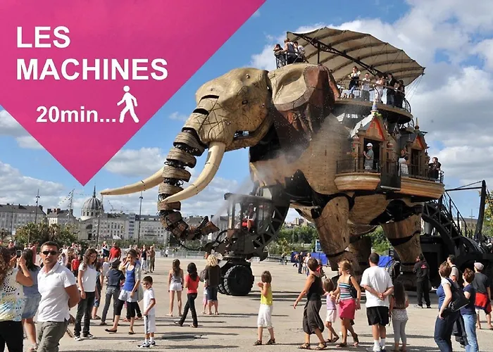 Appartement F2 Golden Lounge, Hyper Centre, Parking *