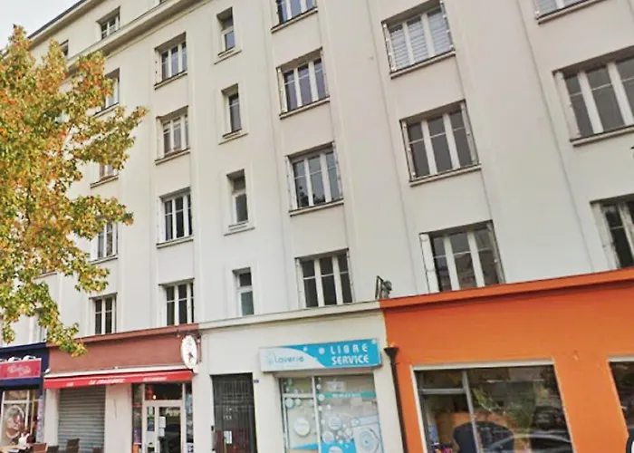 Appartement F2 Golden Lounge, Hyper Centre, Parking *